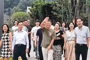 阿隆-霍勒迪：赢球很棒 5人得分上双展现了我们的阵容深度